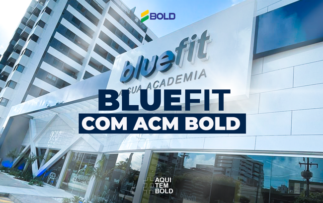 Academia BlueFit com Acrílico e ACM Bold!