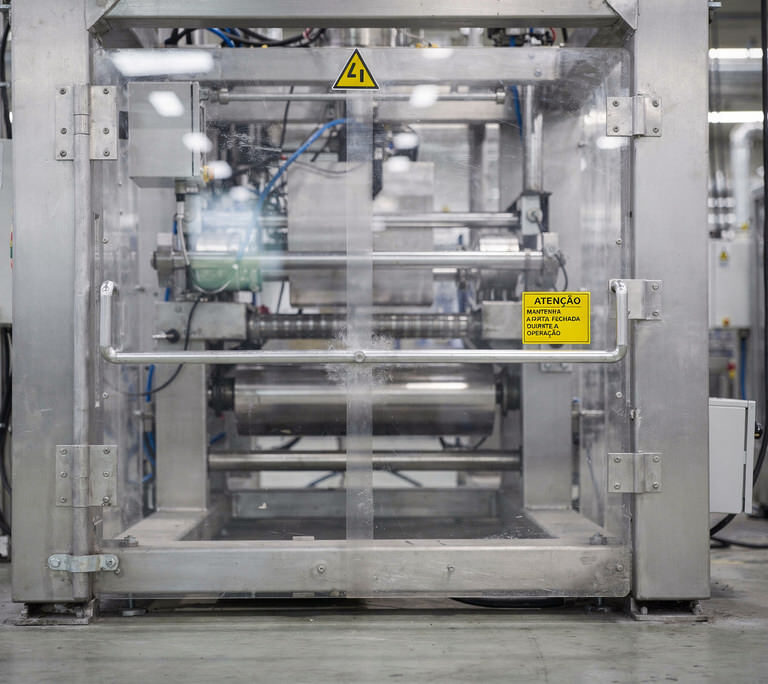 mercado- industria – maq e equip- inte – foto 2