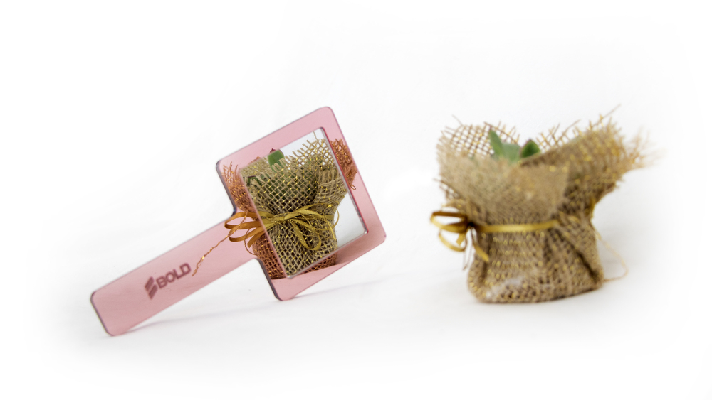 produto – acrílico espelhado- pag interna – 1foto